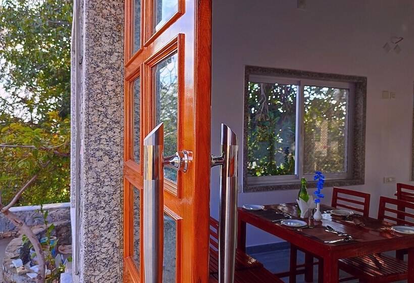 منتجع Takhat Villa By Shrigo Hotels