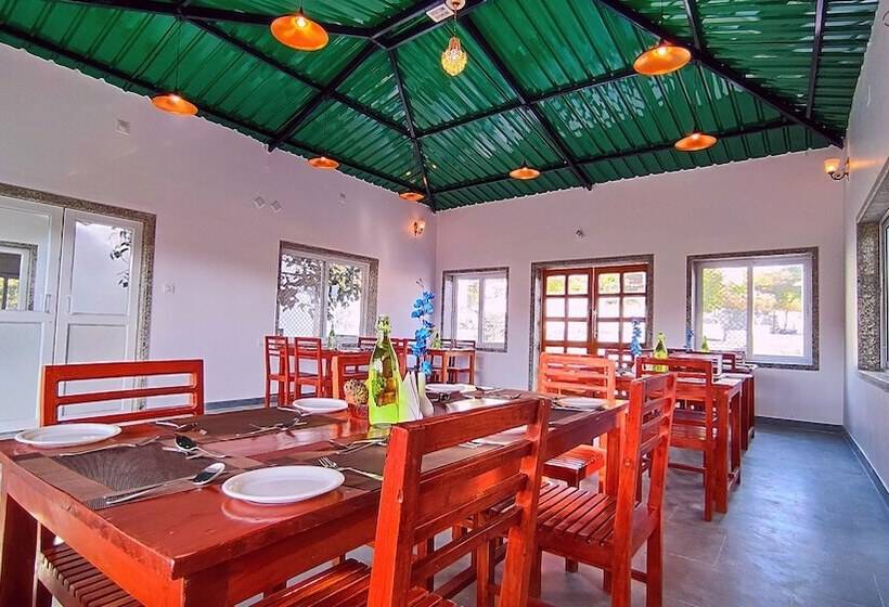 منتجع Takhat Villa By Shrigo Hotels