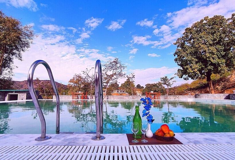 منتجع Takhat Villa By Shrigo Hotels