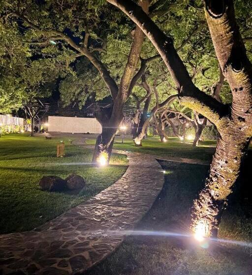 Tatala Hotel & Garden