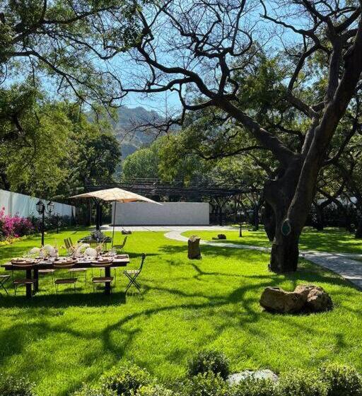 Tatala Hotel & Garden