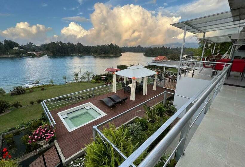 ホテル Bania Travels