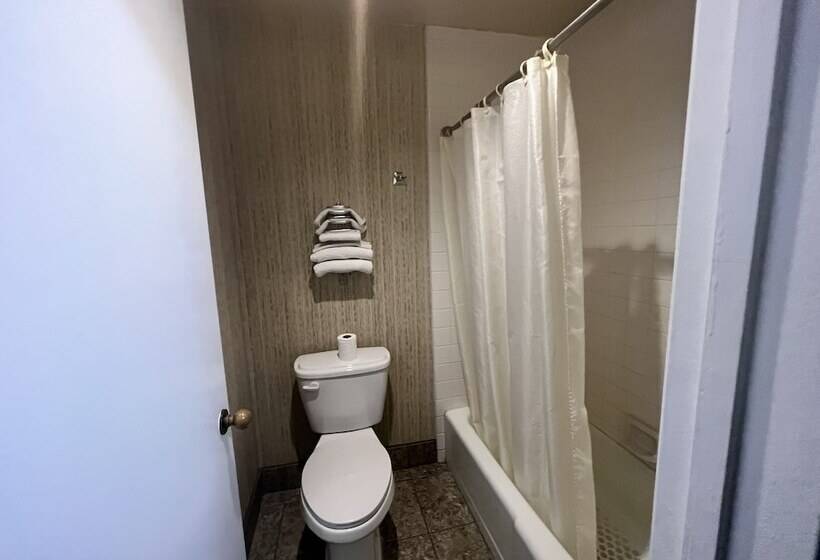 בית מלון כפרי Casa Playa Inn & Suites Stanton Anaheim Area