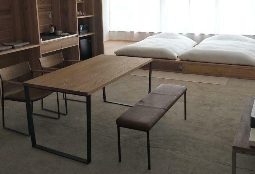 בית מלון כפרי Hub Inn