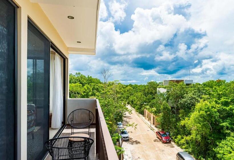 هتل Pre Opening! Solemn Luxury Condos By Spot Rentals