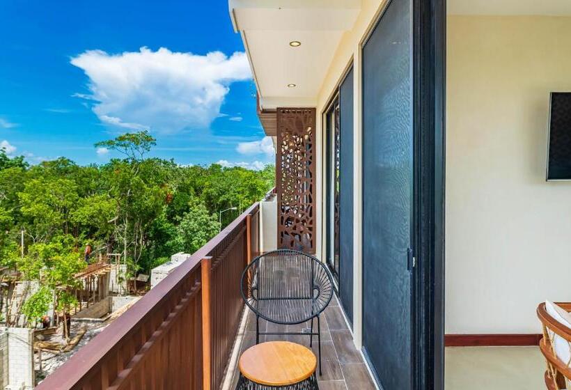 هتل Pre Opening! Solemn Luxury Condos By Spot Rentals