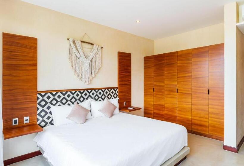 هتل Pre Opening! Solemn Luxury Condos By Spot Rentals