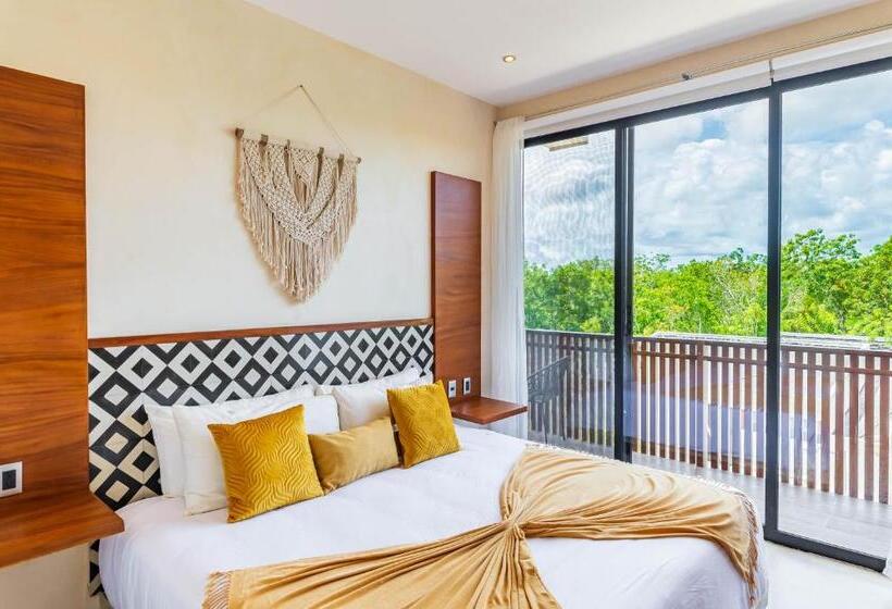 هتل Pre Opening! Solemn Luxury Condos By Spot Rentals