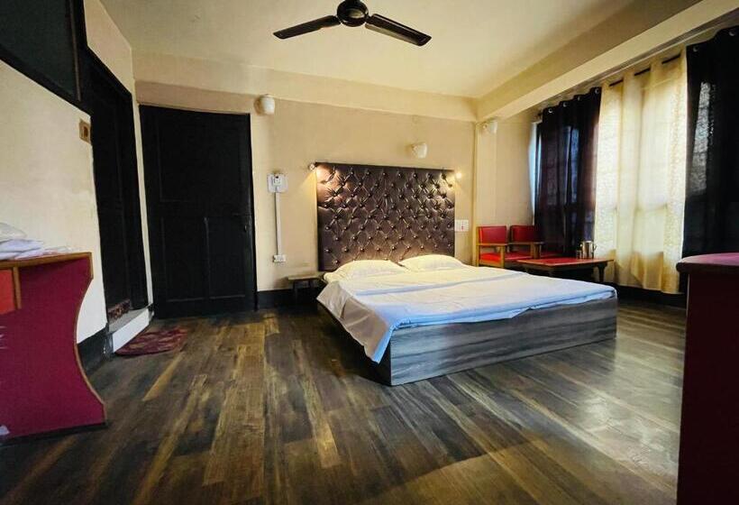 ホテル Royal Inn And Restaurant