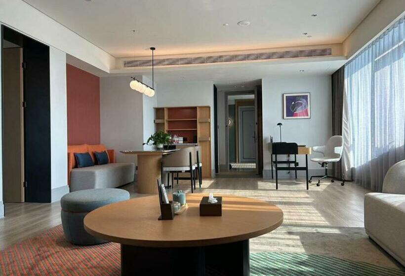 ホテル Sunstone Plaza