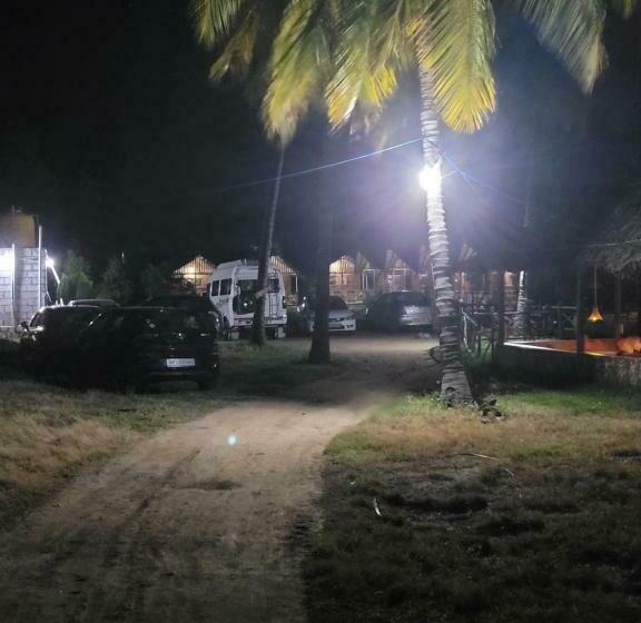 پانسیون Coconut Tree Guest House