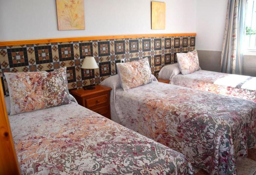 Apartamentos El Palmeral