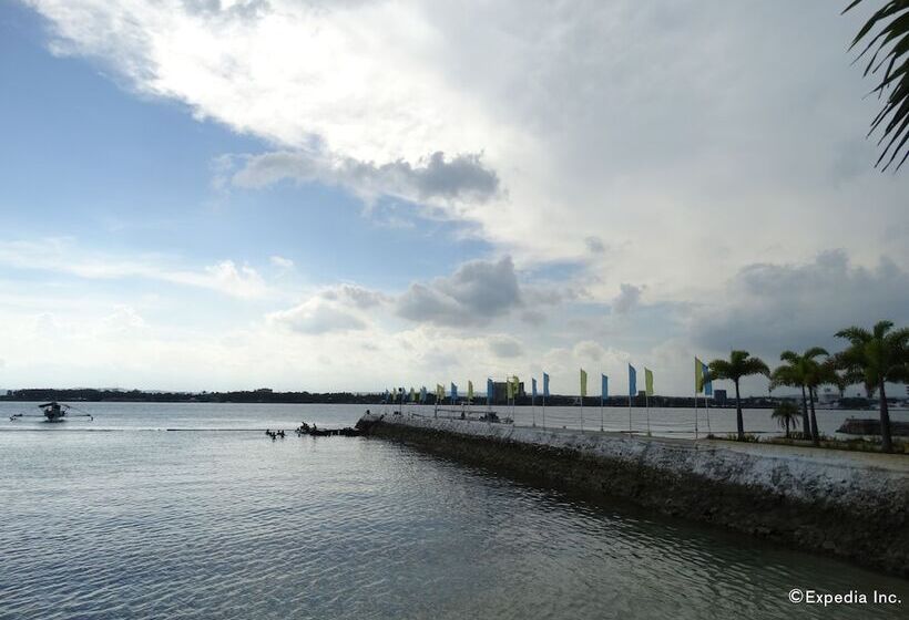 Bluejaz Resort And Waterpark