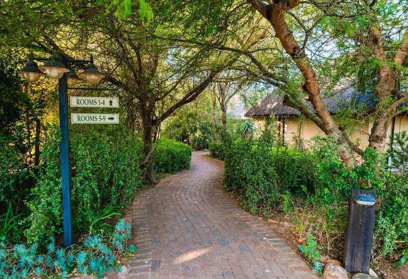 Hitgeheim Country Lodge