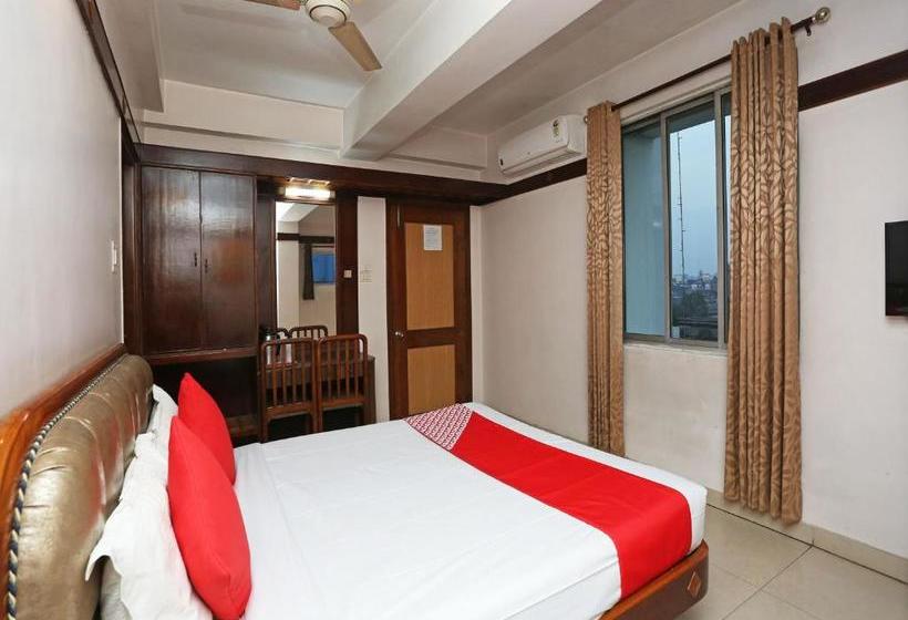 هتل Amrit Regency