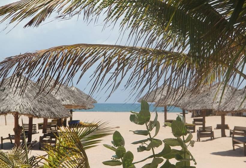 בית מלון כפרי Angel's Bay Resort