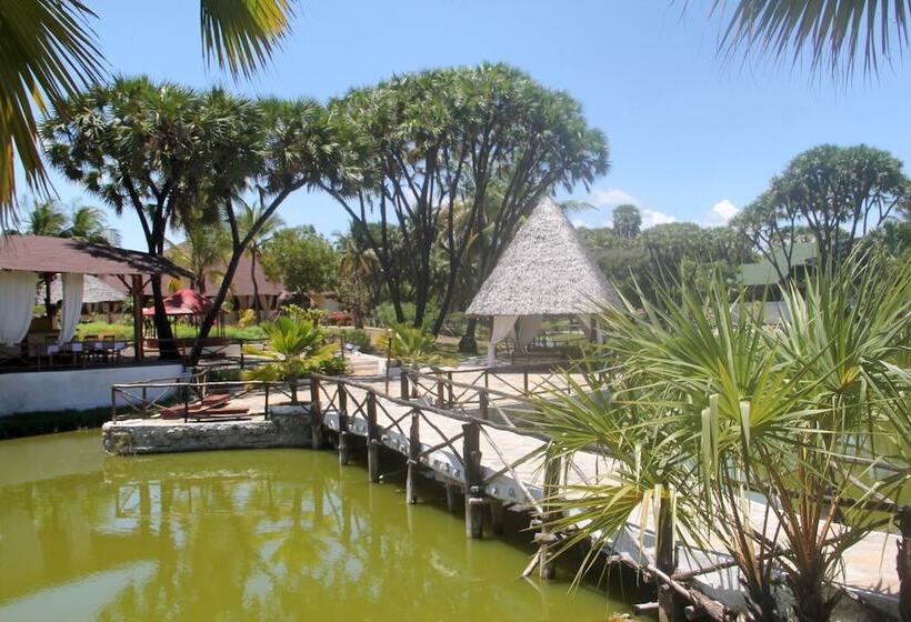 בית מלון כפרי Angel's Bay Resort