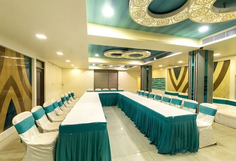 ホテル Annapoorna Residency