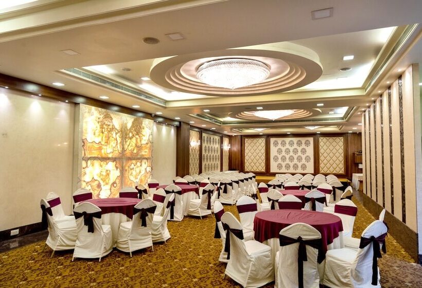 ホテル Annapoorna Residency