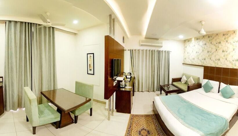 ホテル Annapoorna Residency