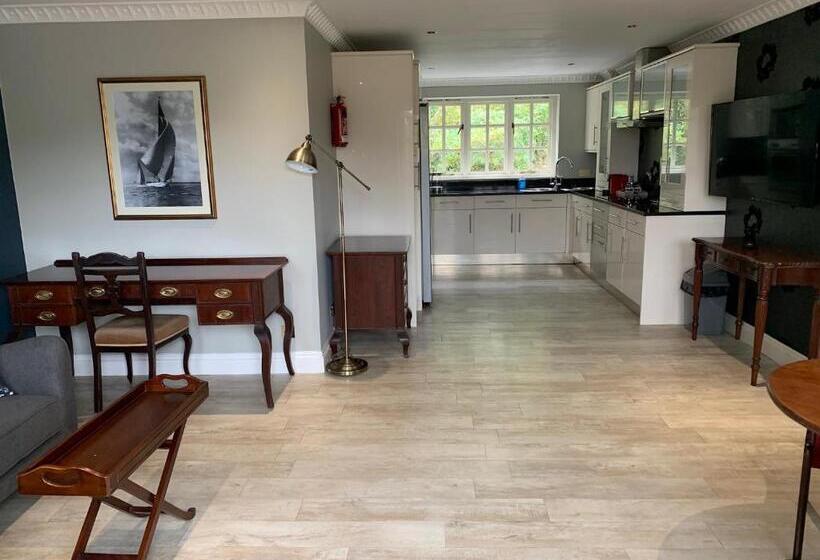 Отель Boscundle Manor