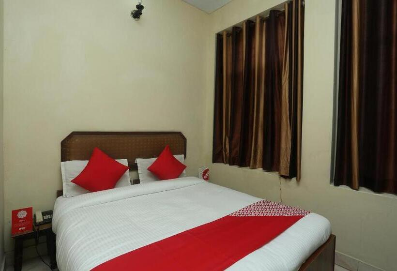 ホテル Super Collection O Mathura Near Railway Station Formerly Gaurav Boarding House