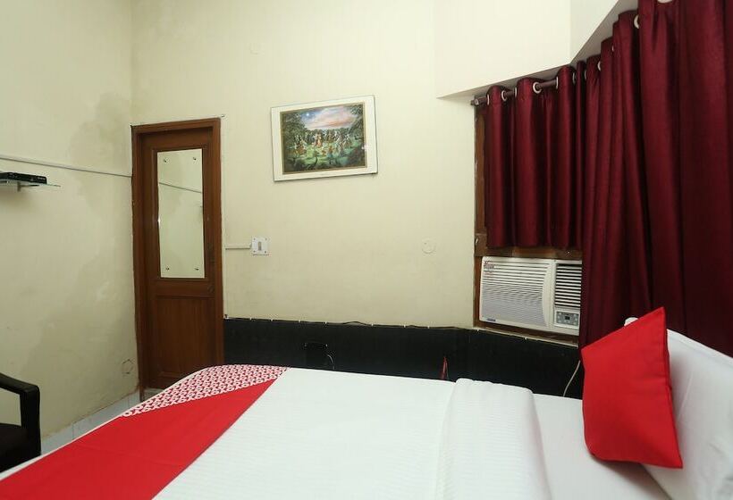 ホテル Super Collection O Mathura Near Railway Station Formerly Gaurav Boarding House