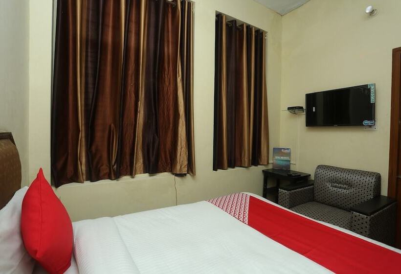 ホテル Super Collection O Mathura Near Railway Station Formerly Gaurav Boarding House