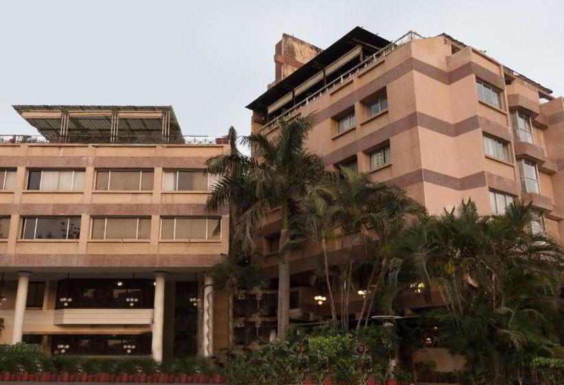 Отель Crown Palace