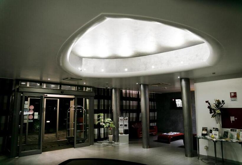 בית מלון כפרי Daytona Business