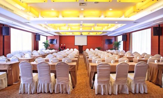 Отель Fortune International Holiday