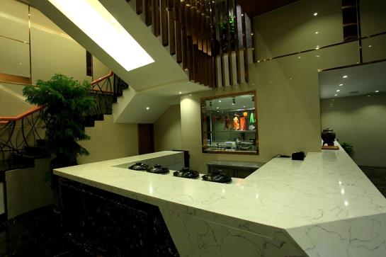 Отель Fortune International Holiday