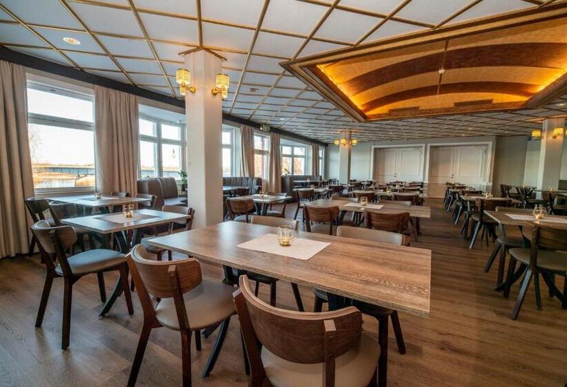 בית מלון כפרי Grand Arctic Resort