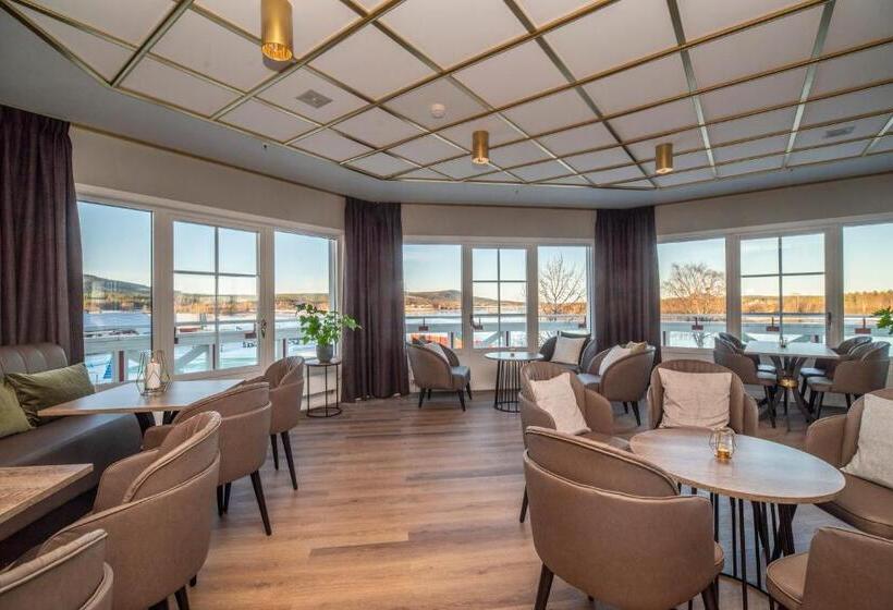 בית מלון כפרי Grand Arctic Resort