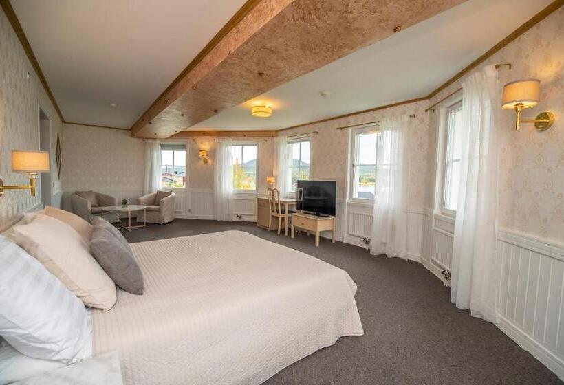 בית מלון כפרי Grand Arctic Resort