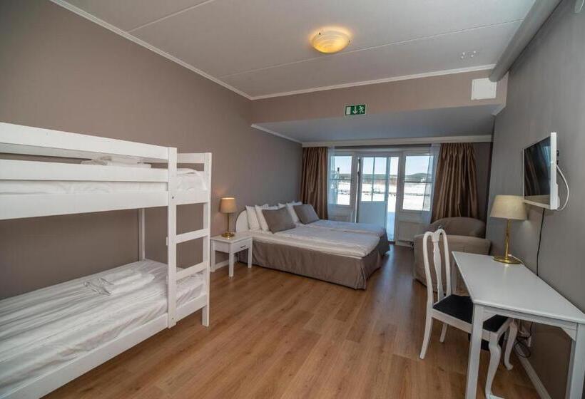 בית מלון כפרי Grand Arctic Resort