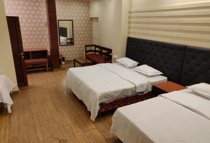 בית מלון כפרי H R Palace