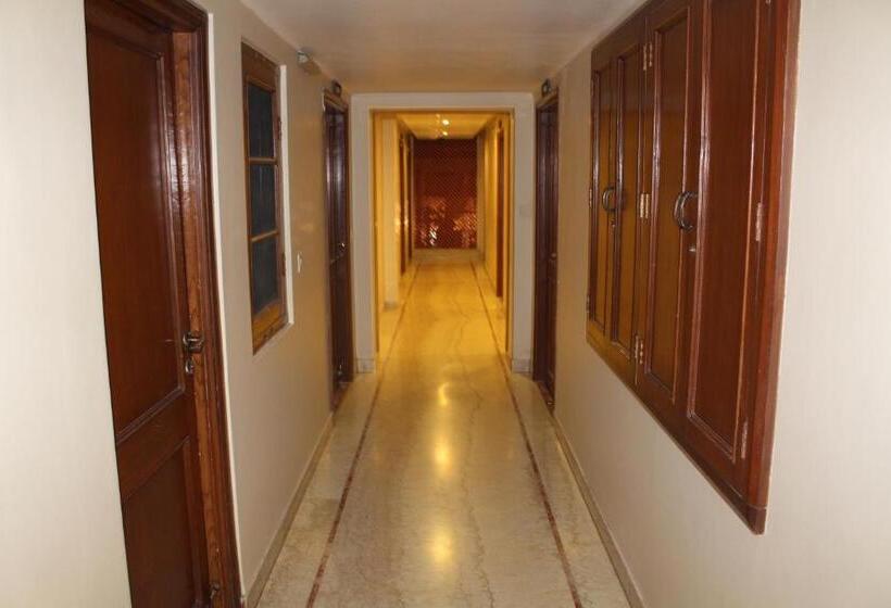 בית מלון כפרי H R Palace