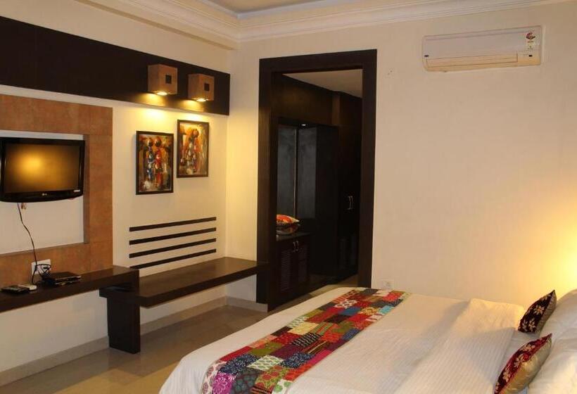 בית מלון כפרי H R Palace