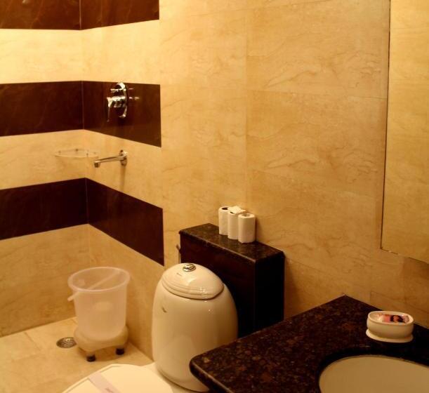 בית מלון כפרי H R Palace