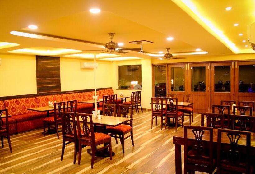 בית מלון כפרי H R Palace