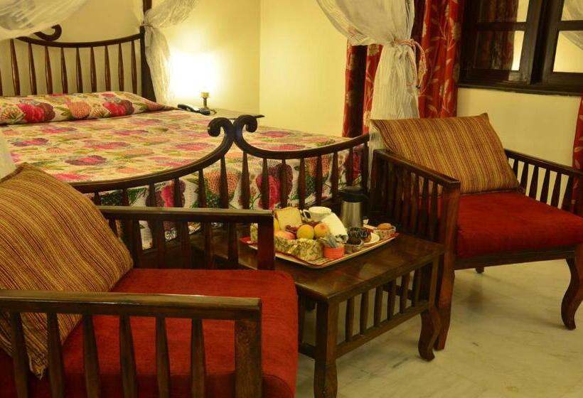 בית מלון כפרי H R Palace