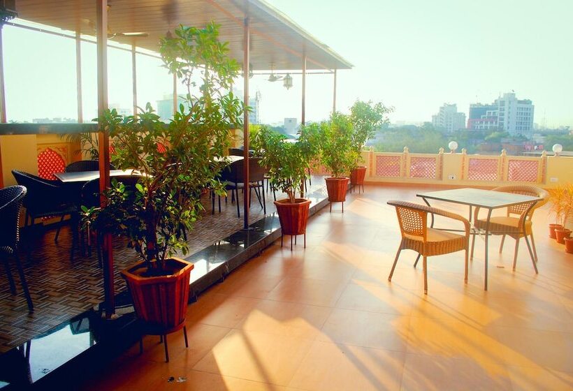 בית מלון כפרי H R Palace