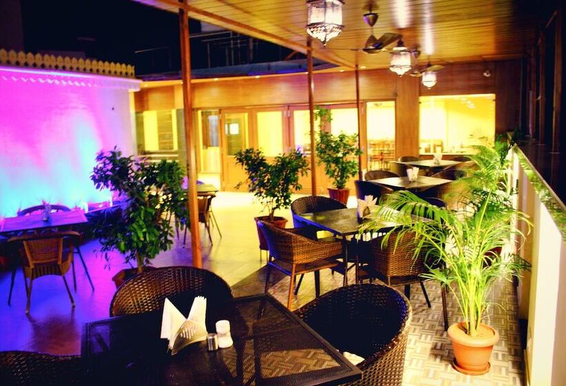 בית מלון כפרי H R Palace