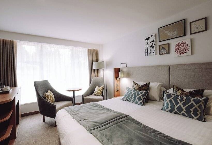 Heythrop Park Hotel   Adults Only