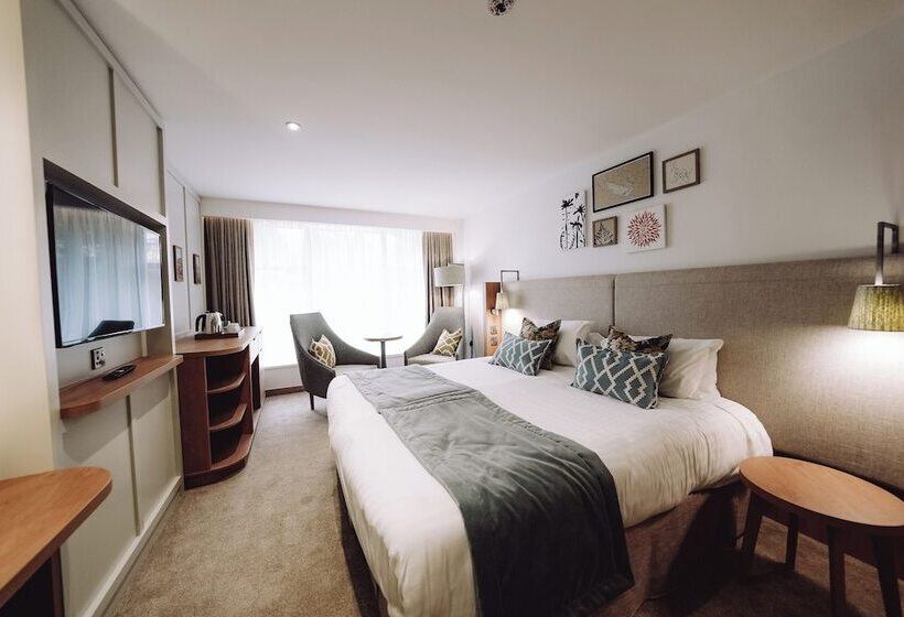 Heythrop Park Hotel   Adults Only