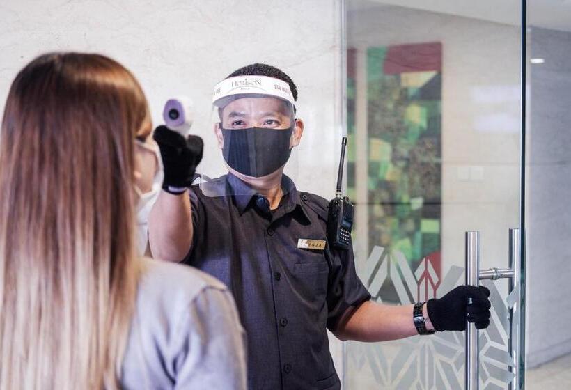 هتل Horison Ultima Bekasi