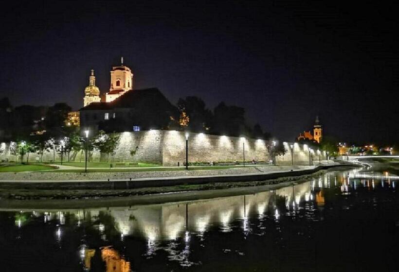 בית מלון כפרי Isabell Győr