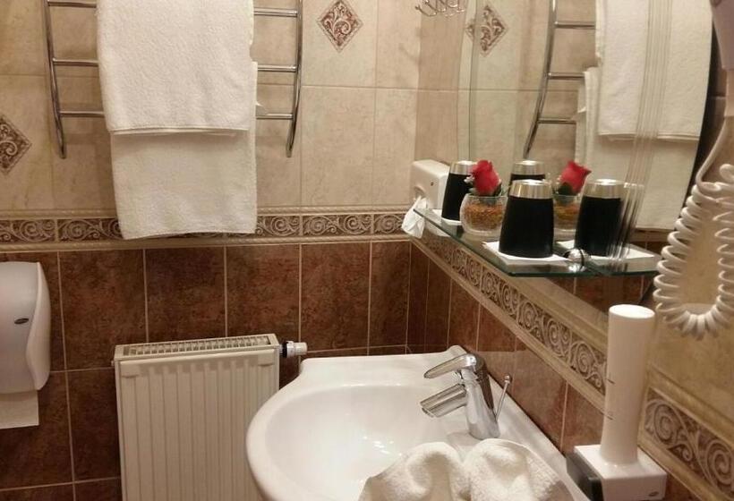 בית מלון כפרי Isabell Győr