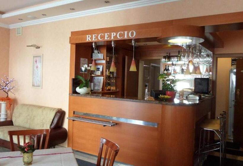 בית מלון כפרי Isabell Győr